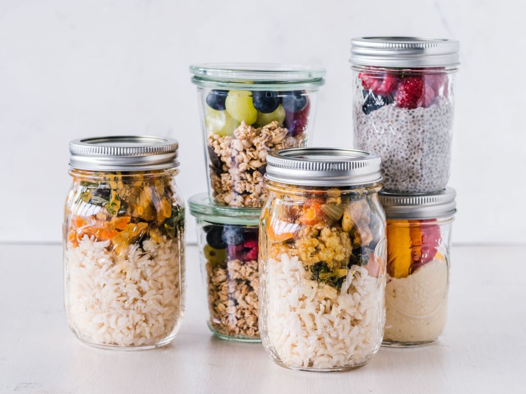 https://blog.londondrugs.com/wp-content/uploads/2019/02/mason-jars.jpg