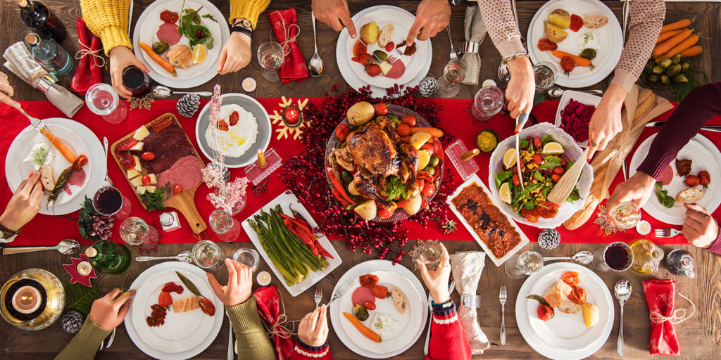 https://blog.londondrugs.com/wp-content/uploads/2025/12/Holiday-dinner.jpg